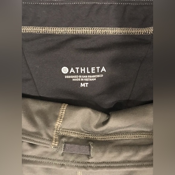 Athleta Legging Size Medium Tall - Picture 2 of 3